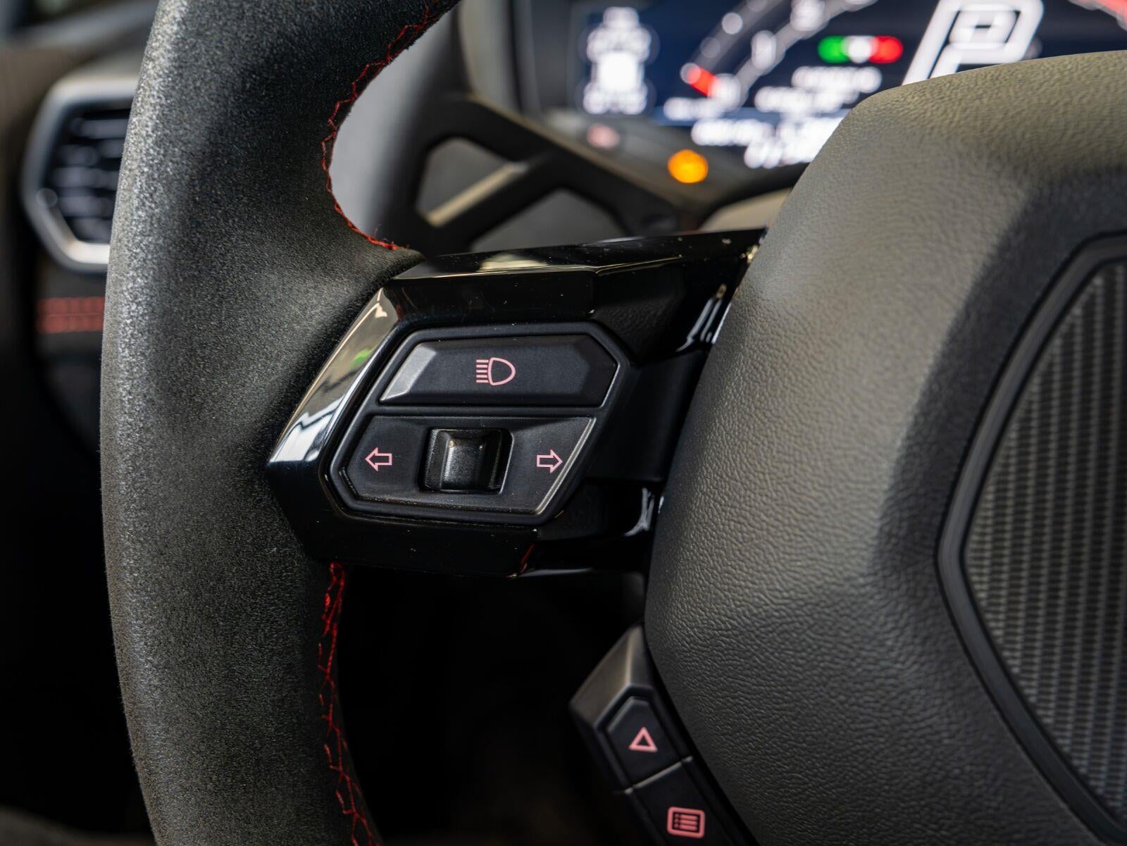2022 Lamborghini Huracan STO Coupe