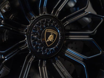 2024 Lamborghini Huracan STO