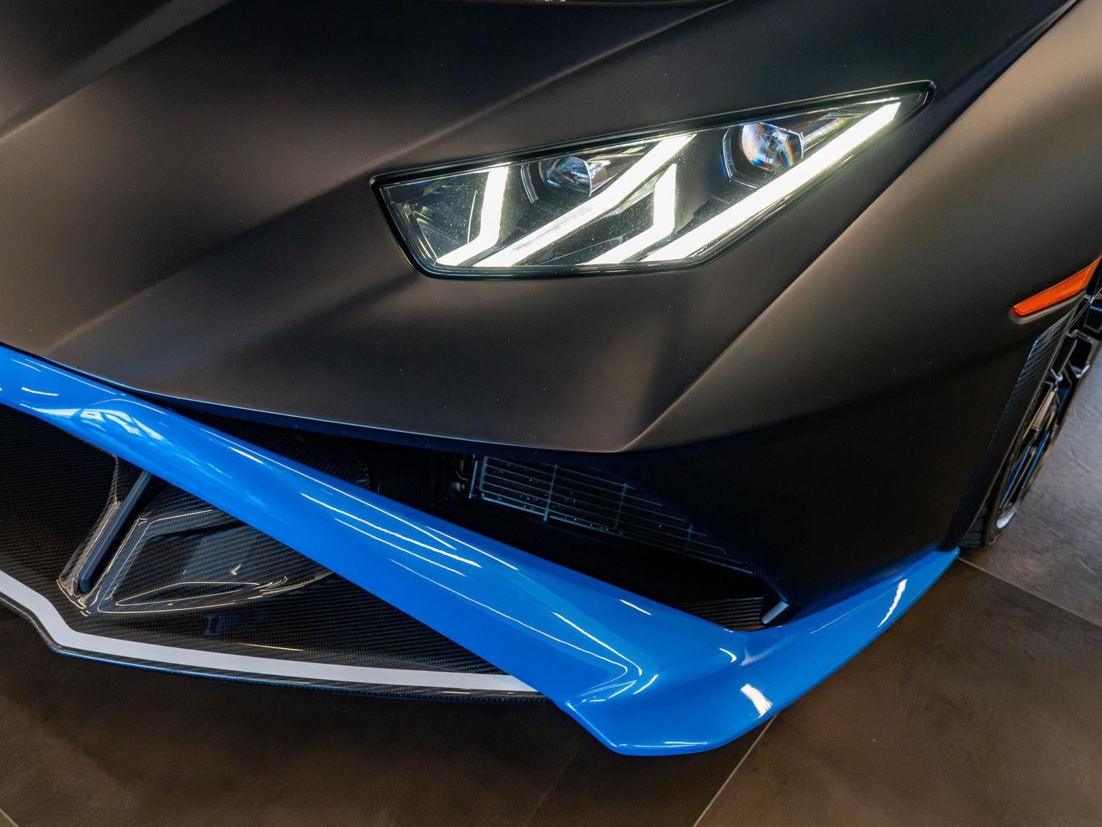 2024 Lamborghini Huracan STO