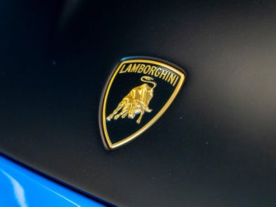 2024 Lamborghini Huracan STO