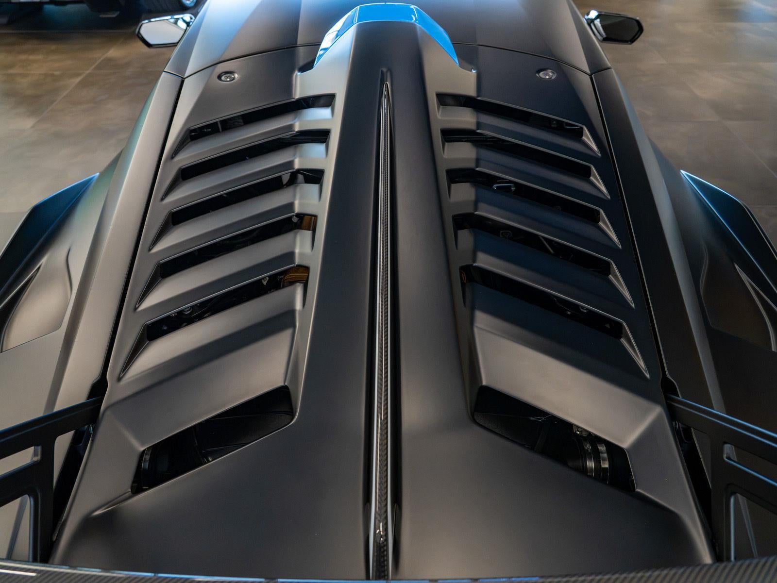 2024 Lamborghini Huracan STO