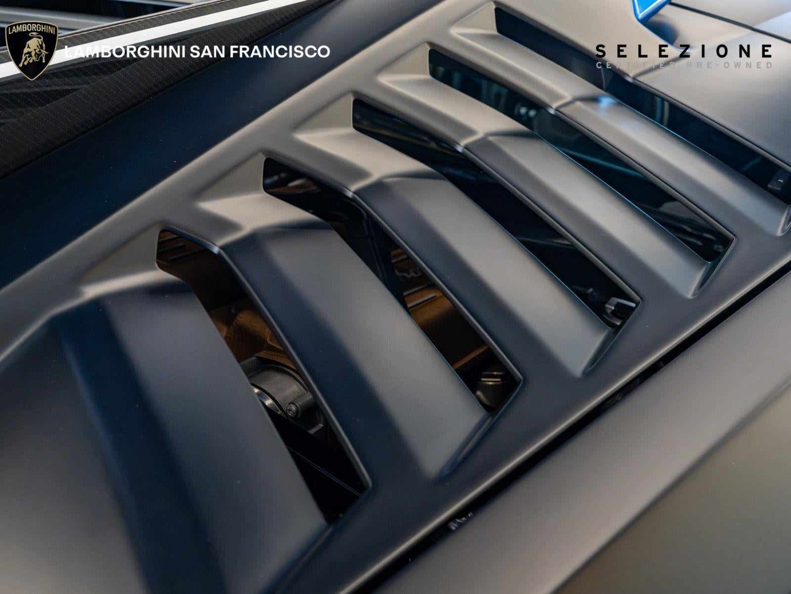 2024 Lamborghini Huracan STO