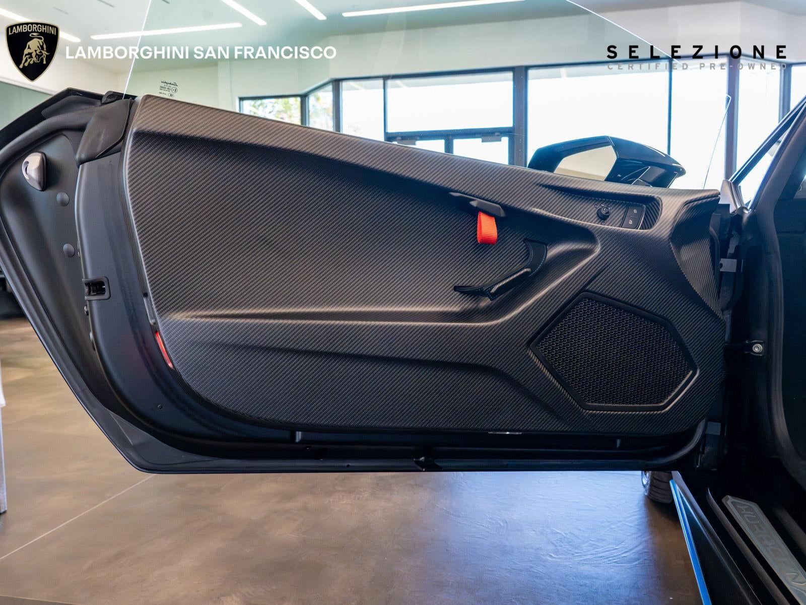 2024 Lamborghini Huracan STO