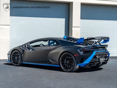 2024 Lamborghini Huracan STO