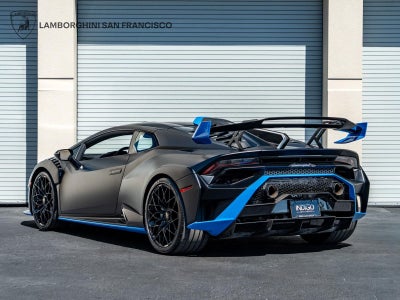 2024 Lamborghini Huracan STO