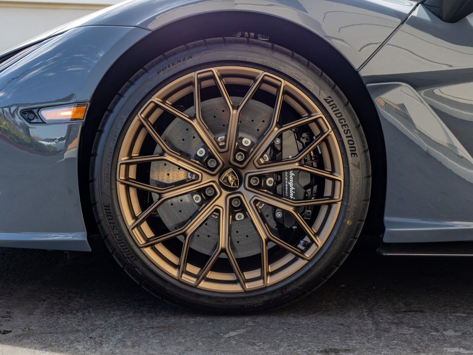 2026 Lamborghini Revuelto Coupe