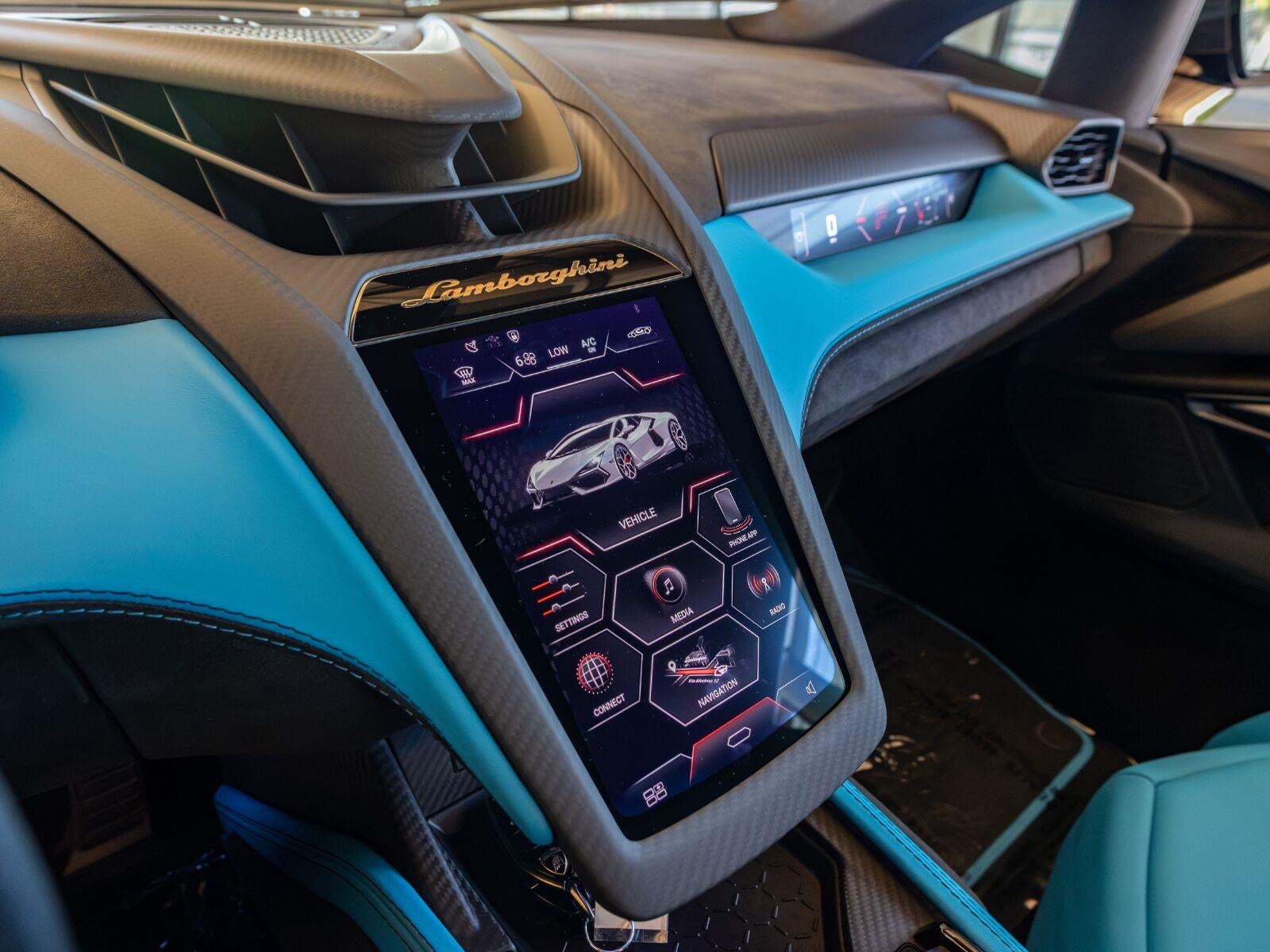 2026 Lamborghini Revuelto Coupe