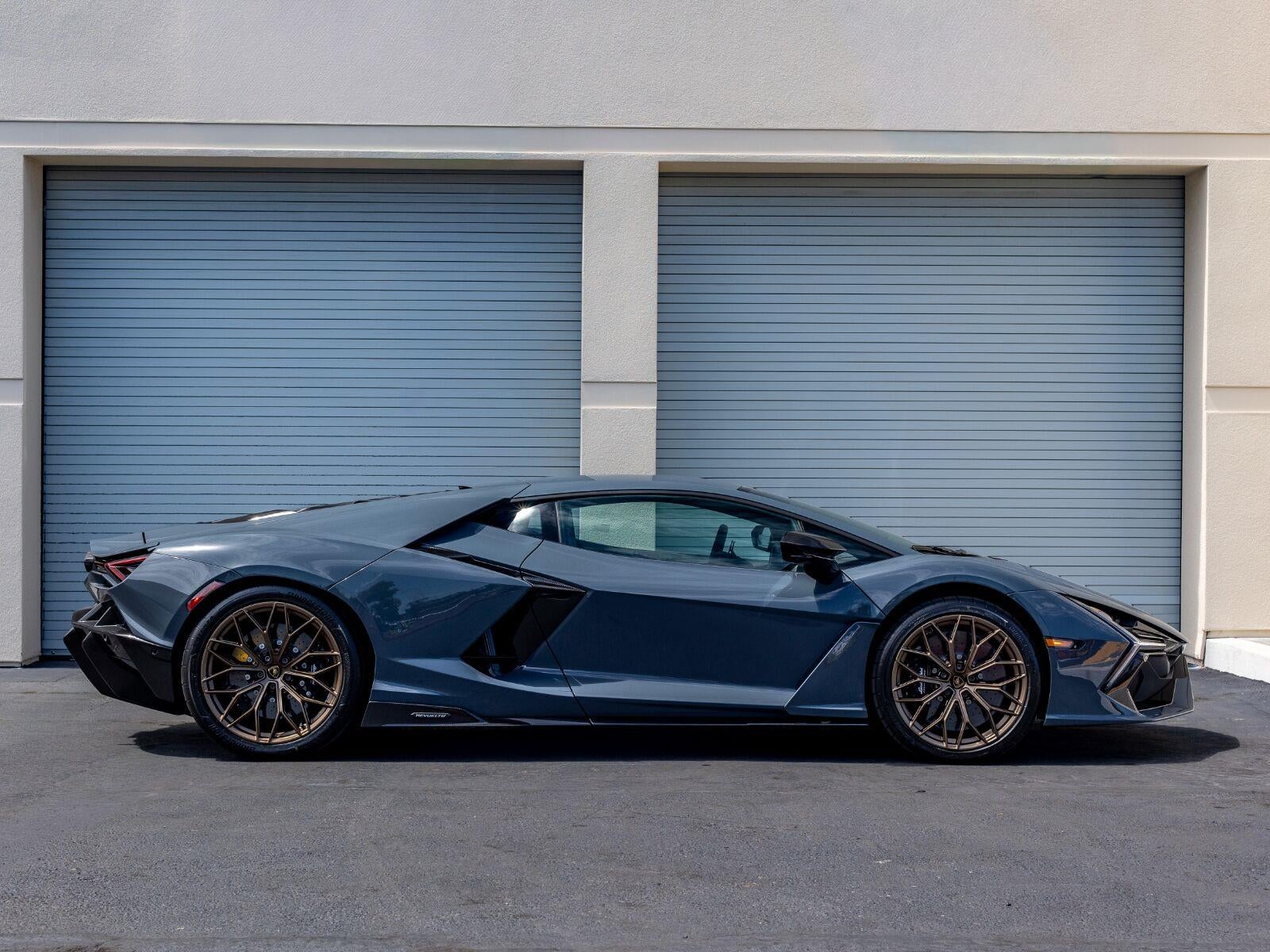 2026 Lamborghini Revuelto Coupe