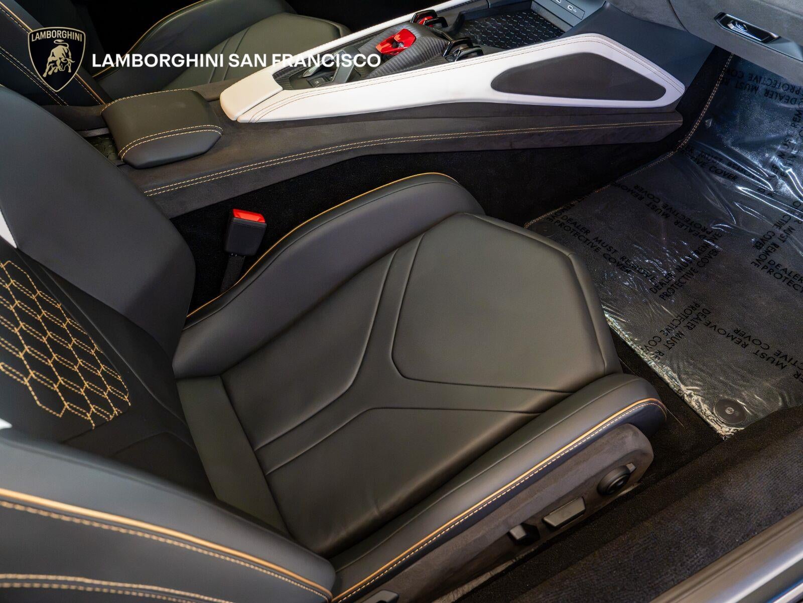 2026 Lamborghini Revuelto Coupe