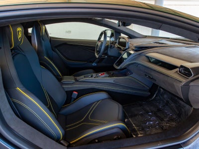 2026 Lamborghini Revuelto Coupe