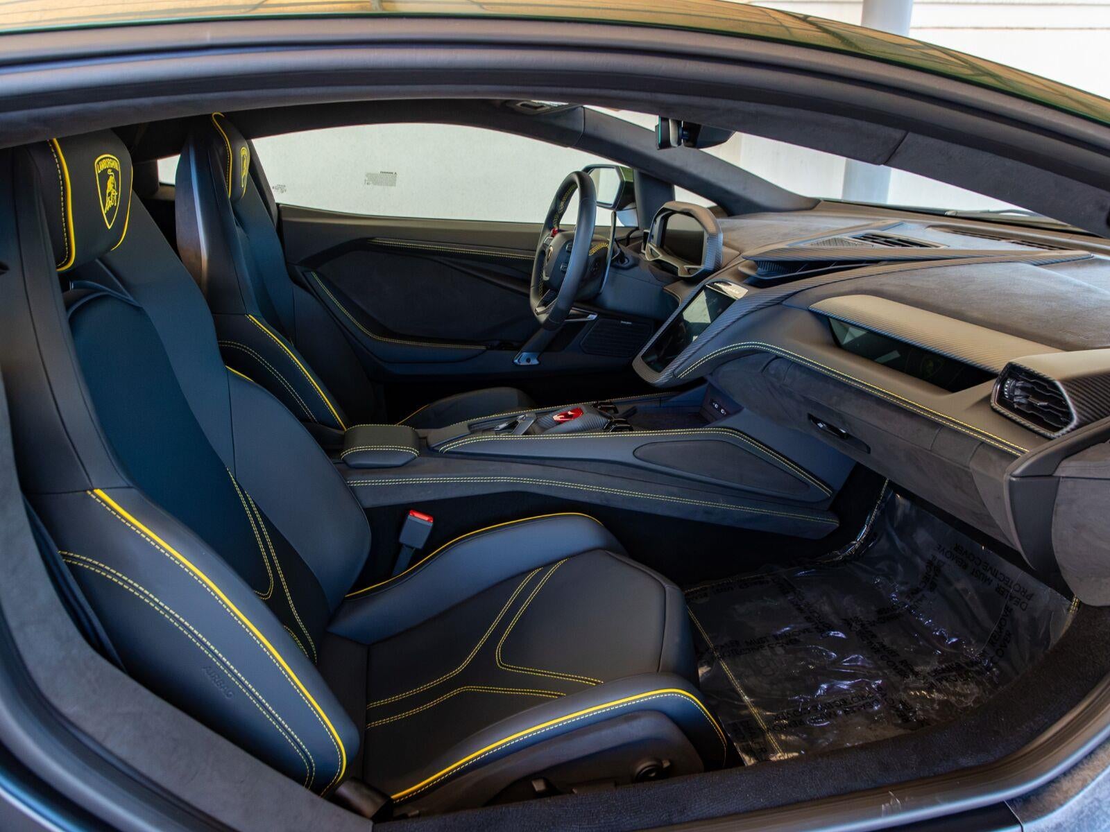 2026 Lamborghini Revuelto Coupe