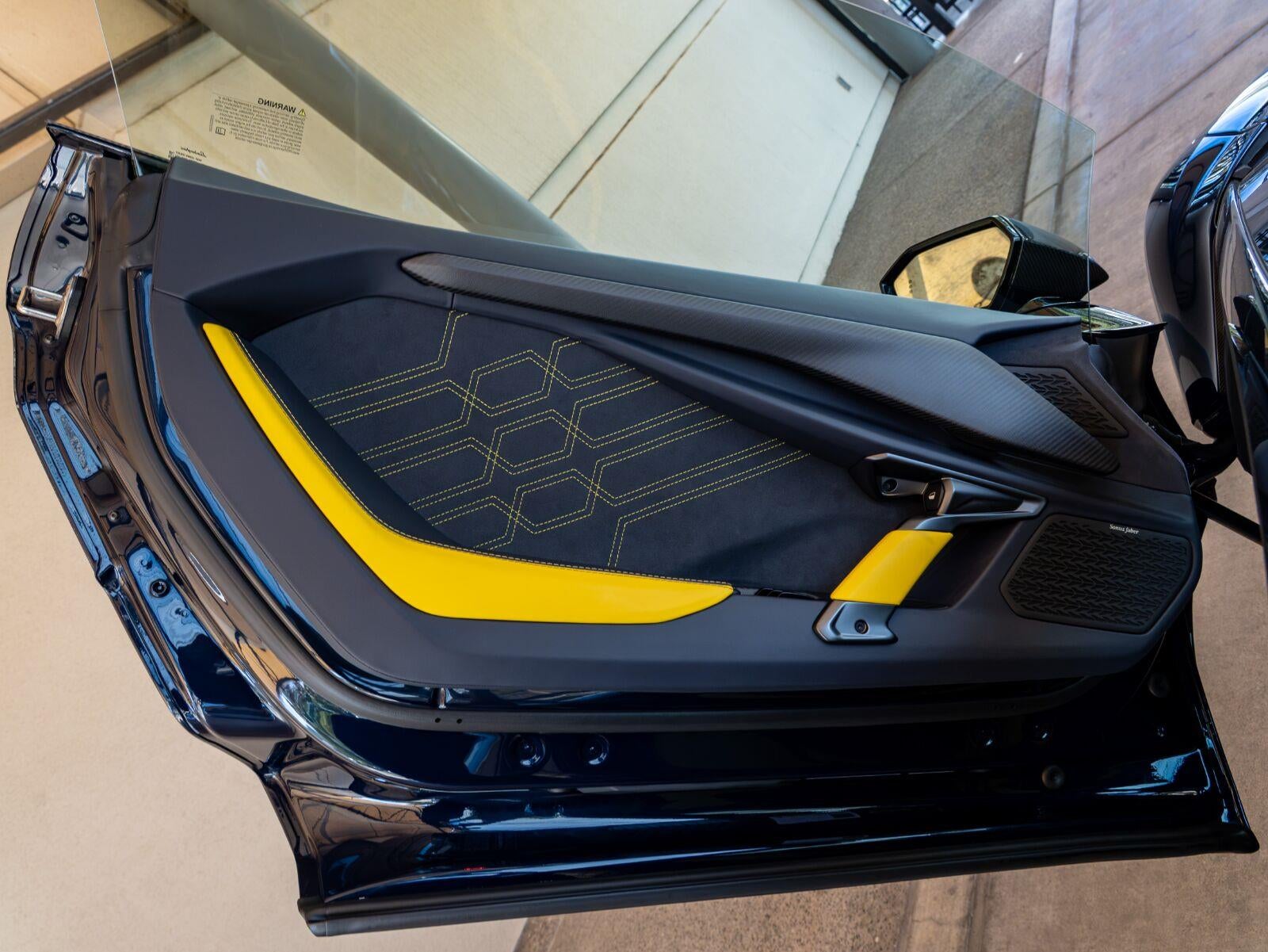 2026 Lamborghini Revuelto Coupe