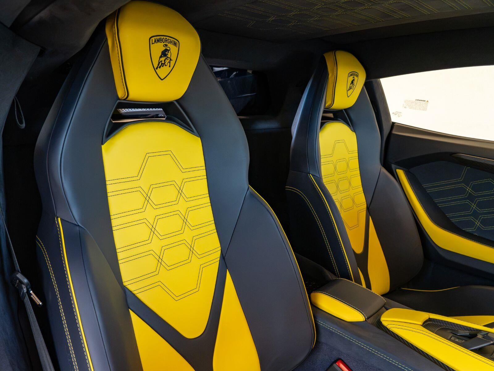 2026 Lamborghini Revuelto Coupe