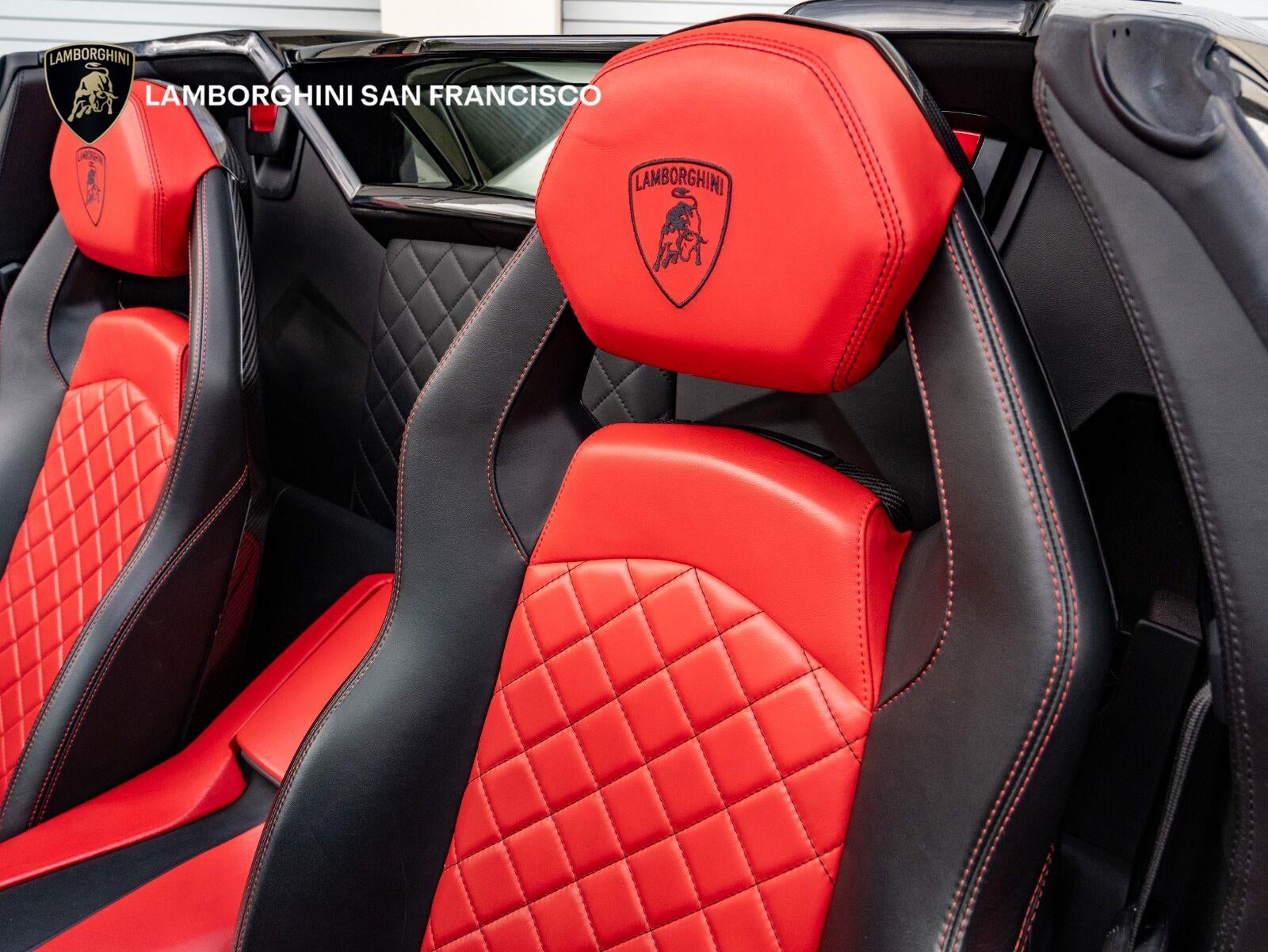 2016 Lamborghini Aventador LP 700-4 Roadster