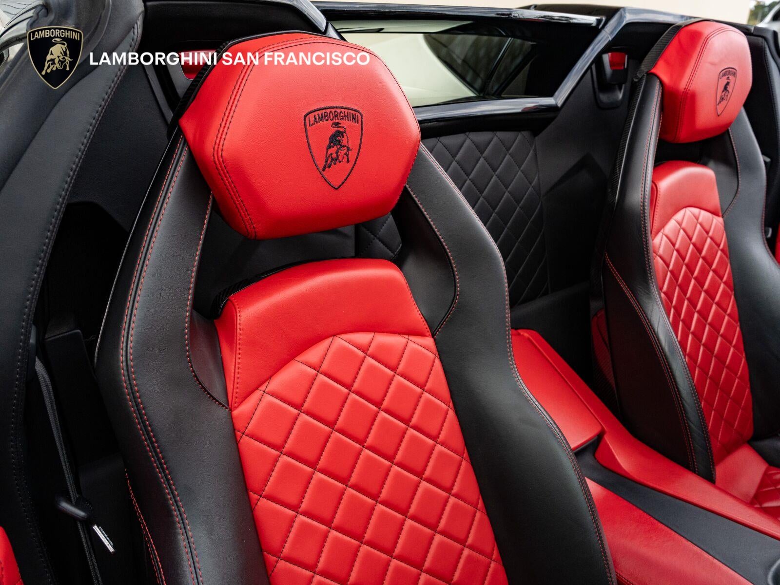 2016 Lamborghini Aventador LP 700-4 Roadster
