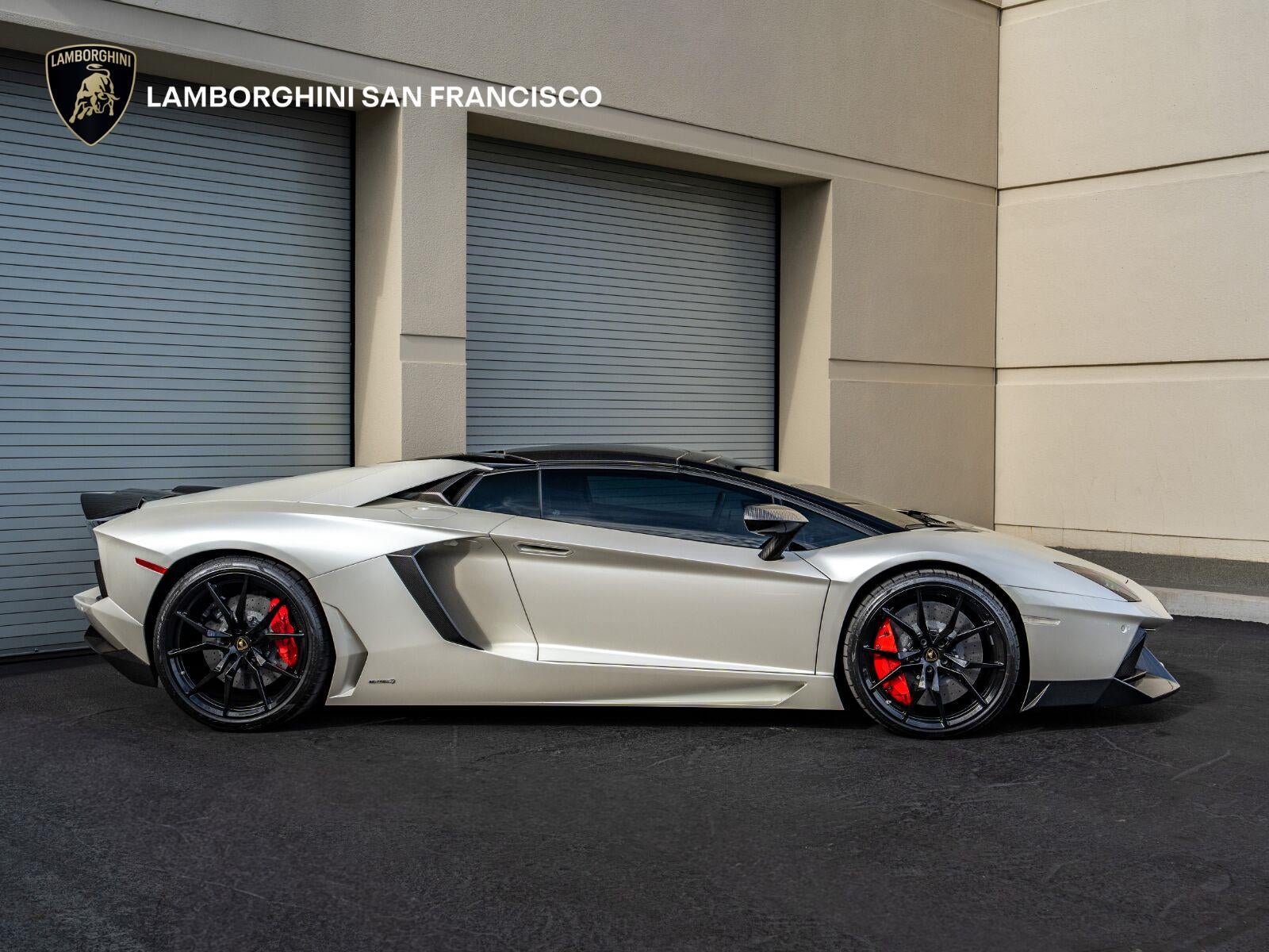 2016 Lamborghini Aventador LP 700-4 Roadster