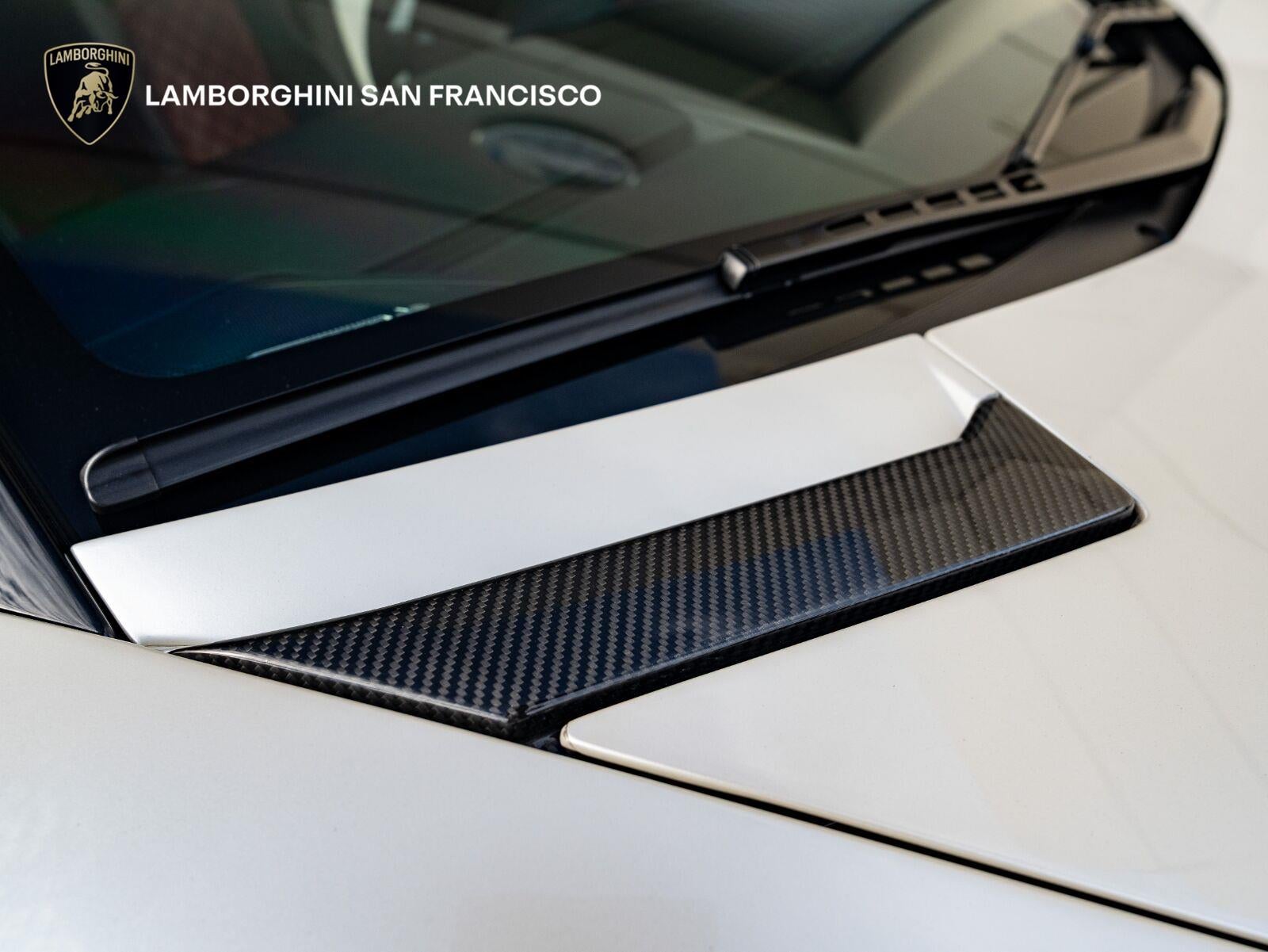 2016 Lamborghini Aventador LP 700-4 Roadster