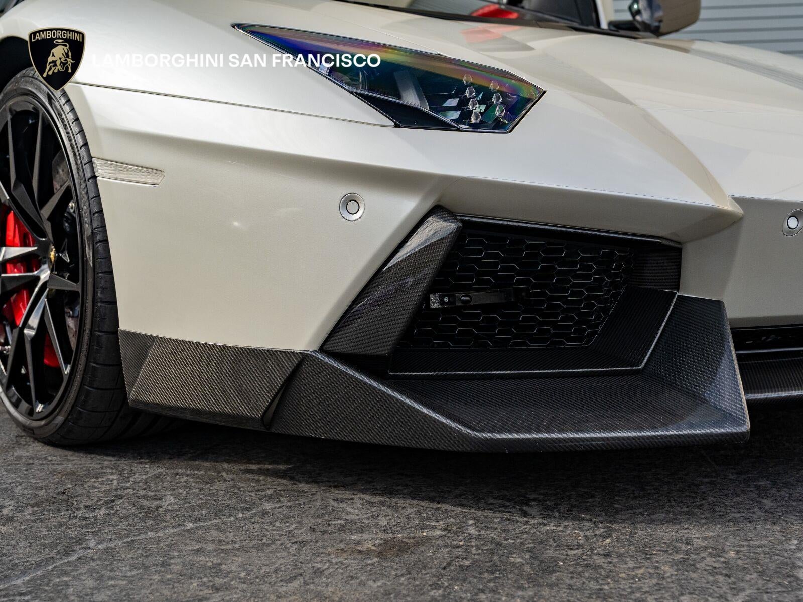 2016 Lamborghini Aventador LP 700-4 Roadster