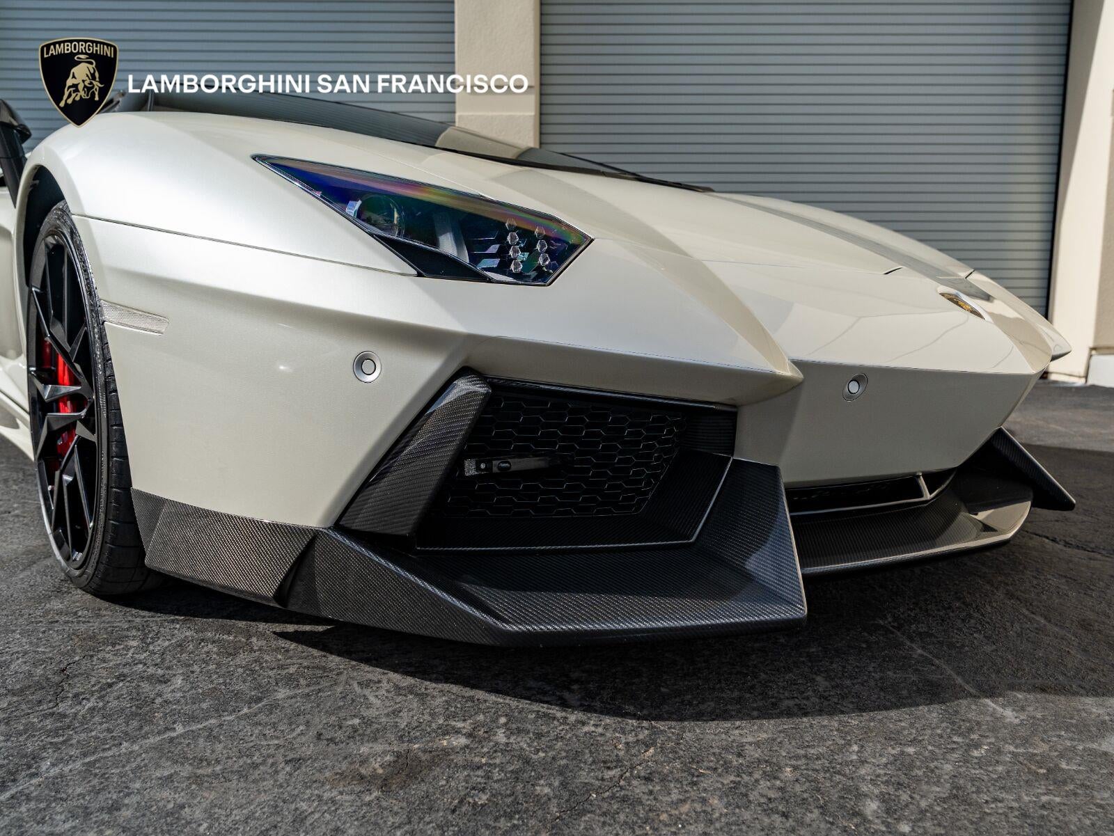 2016 Lamborghini Aventador LP 700-4 Roadster