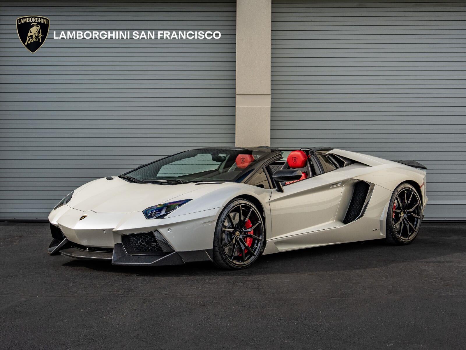 2016 Lamborghini Aventador LP 700-4 Roadster
