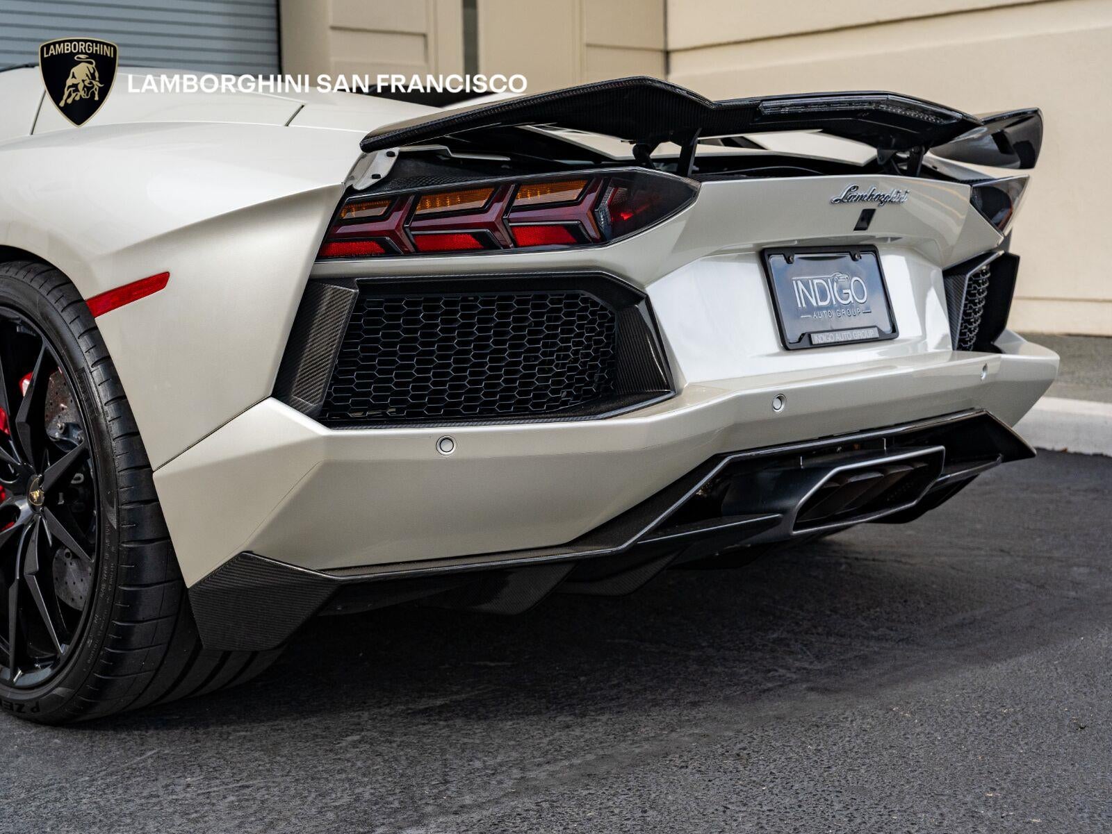2016 Lamborghini Aventador LP 700-4 Roadster