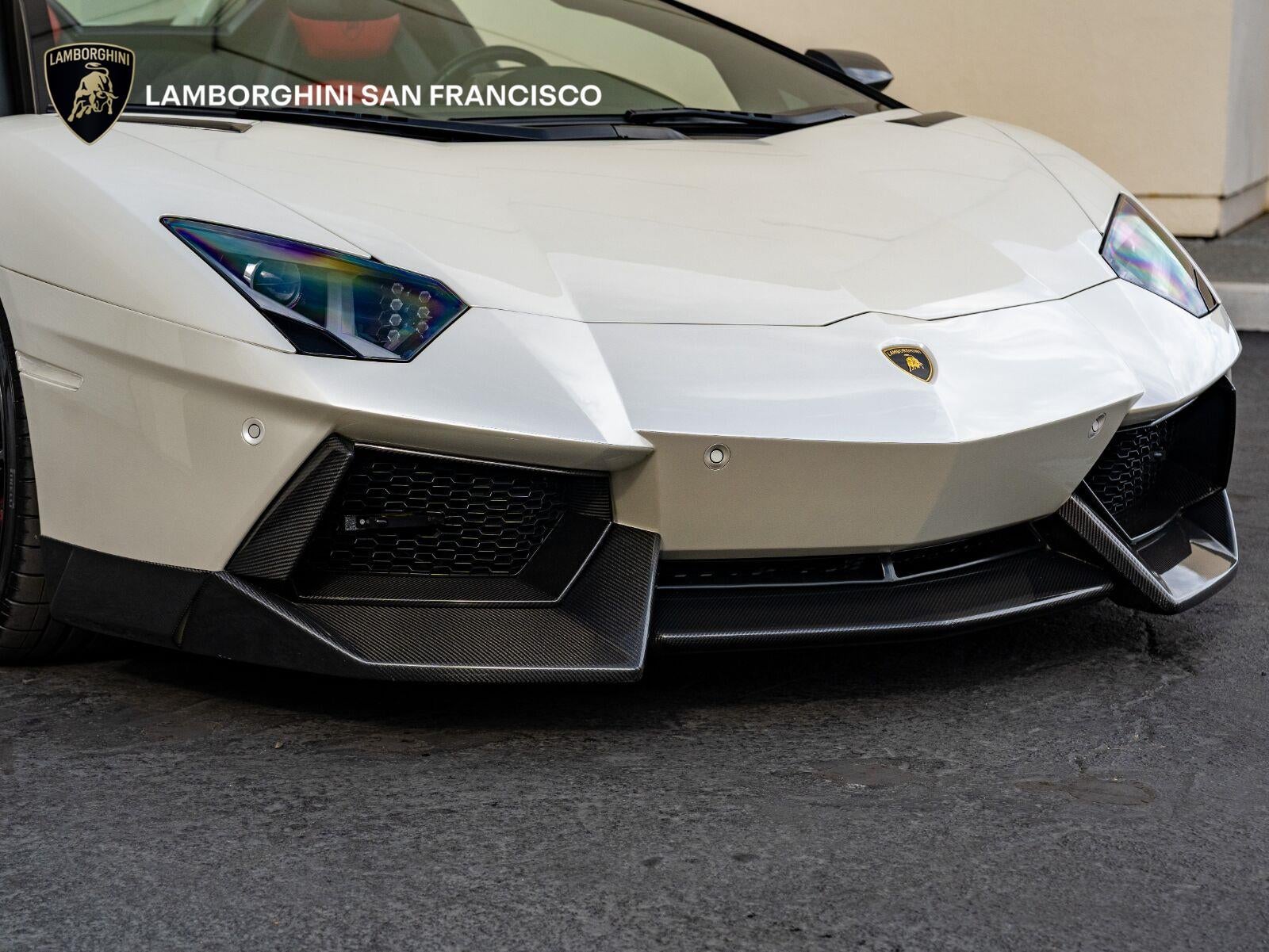 2016 Lamborghini Aventador LP 700-4 Roadster