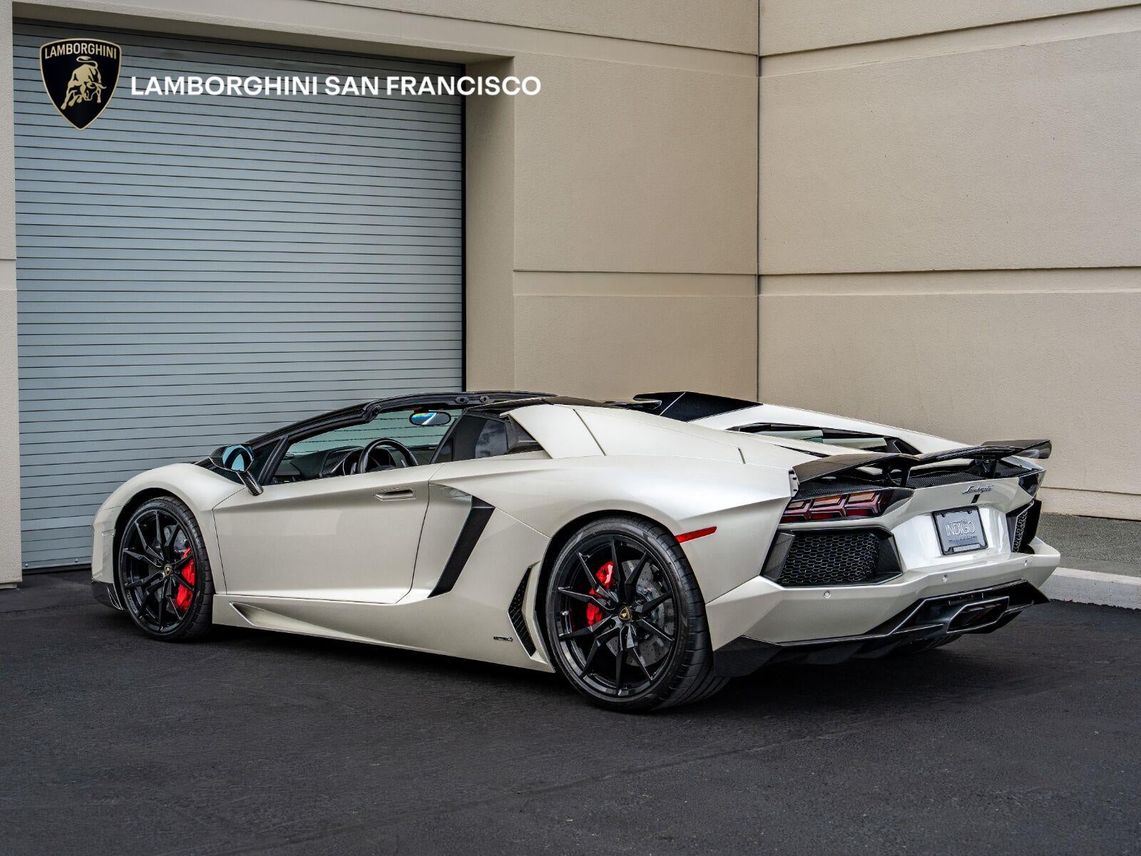 2016 Lamborghini Aventador LP 700-4 Roadster