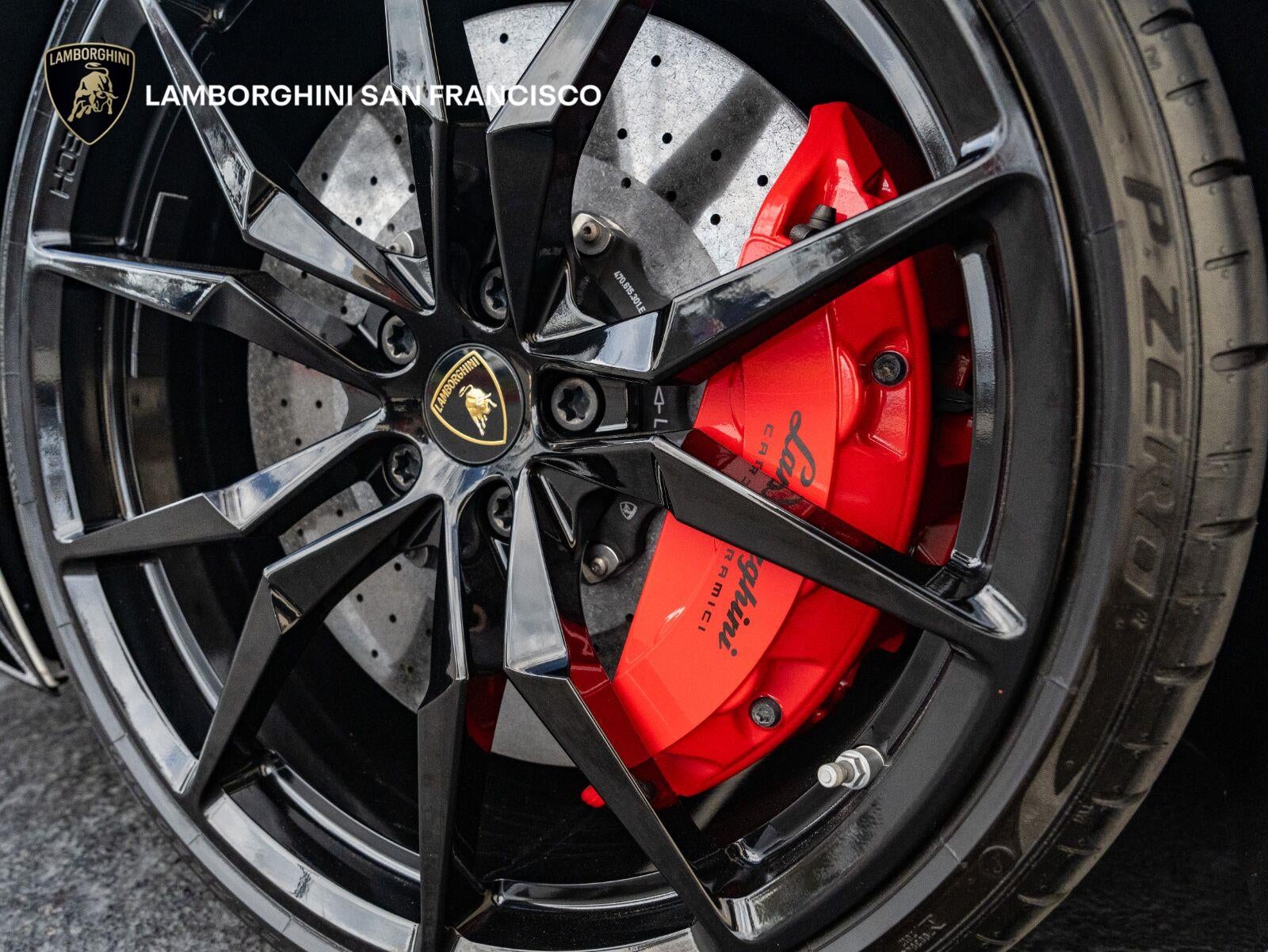2016 Lamborghini Aventador LP 700-4 Roadster