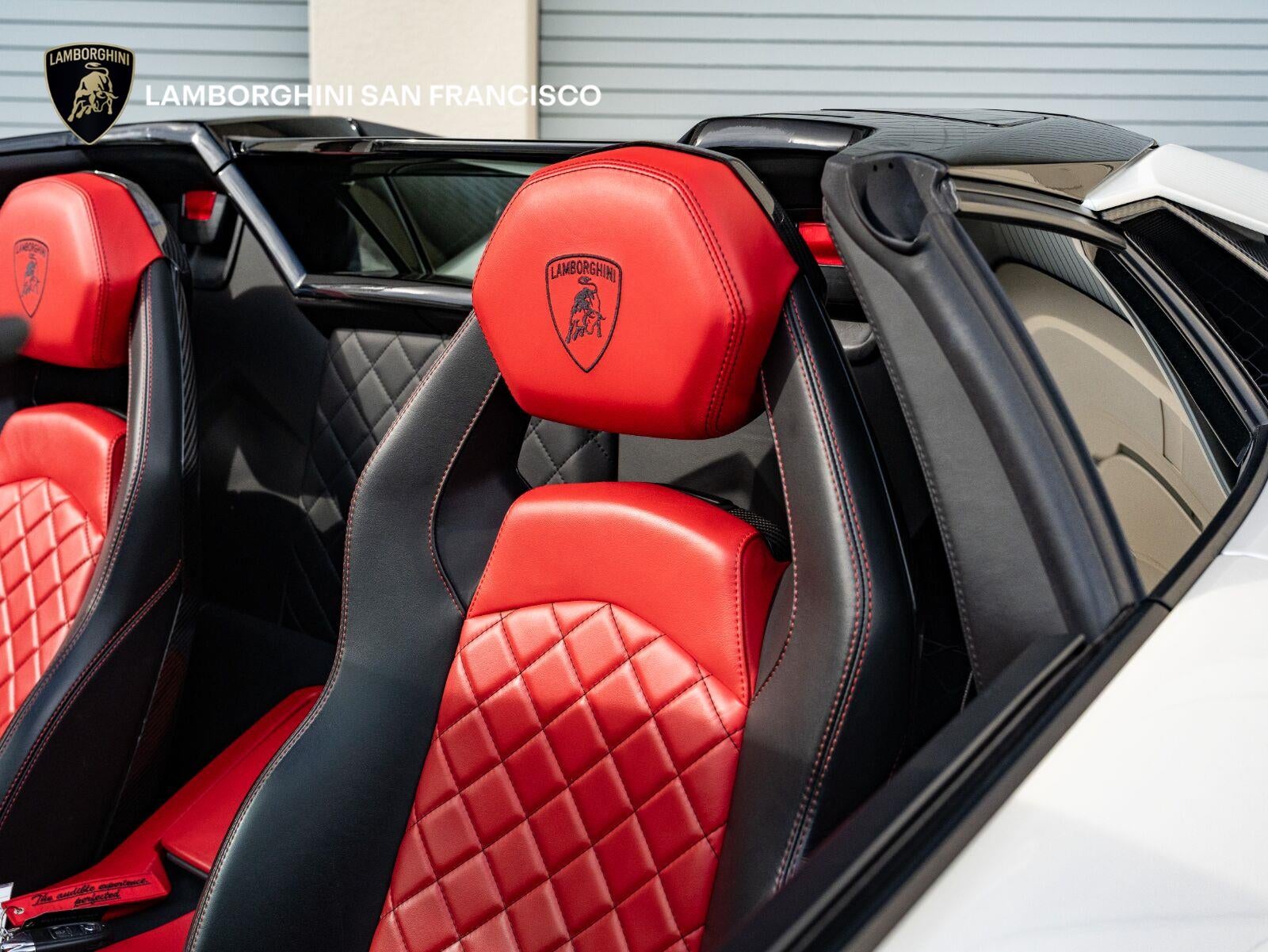 2016 Lamborghini Aventador LP 700-4 Roadster