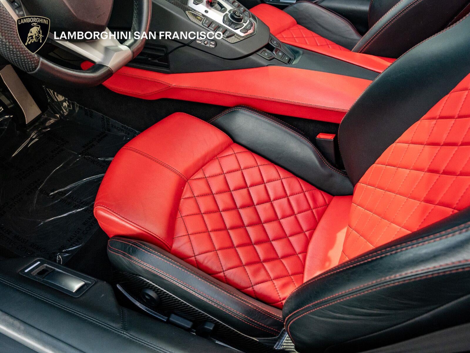 2016 Lamborghini Aventador LP 700-4 Roadster