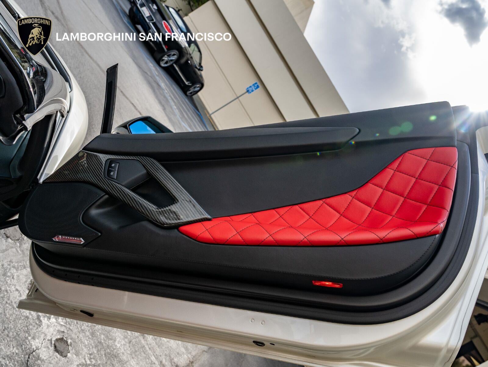 2016 Lamborghini Aventador LP 700-4 Roadster