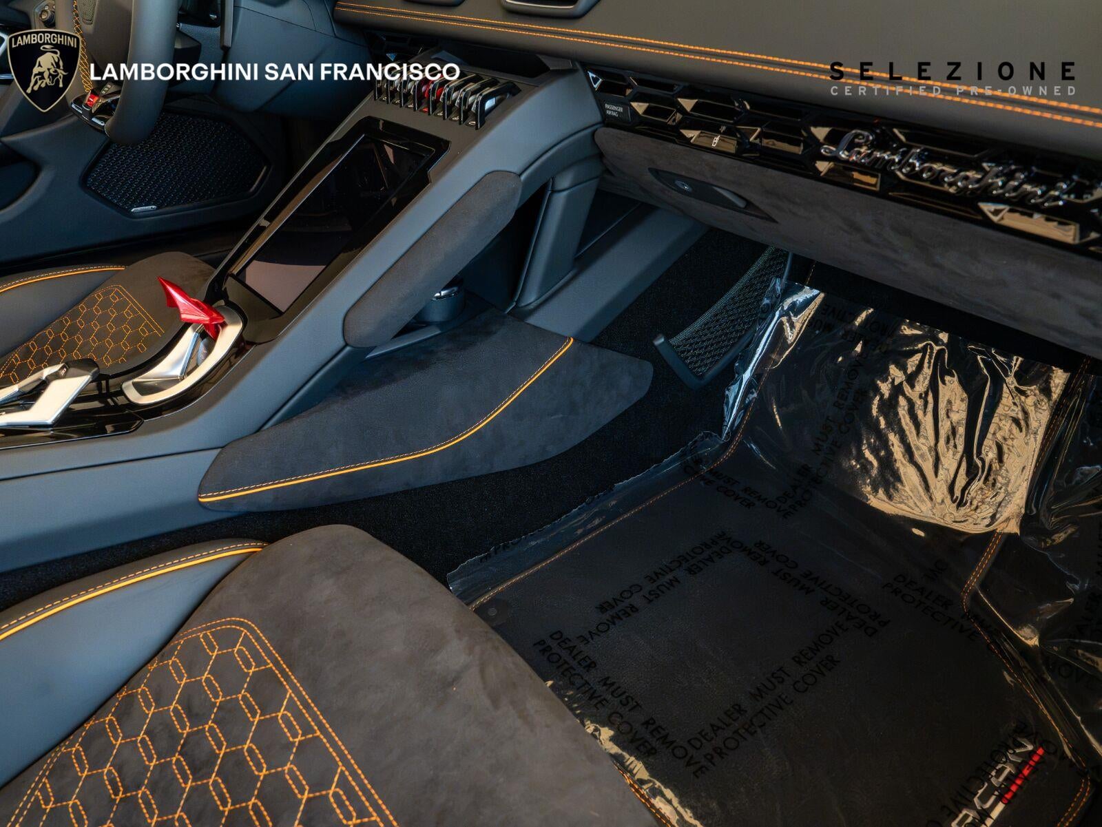 2023 Lamborghini Huracan EVO Spyder RWD