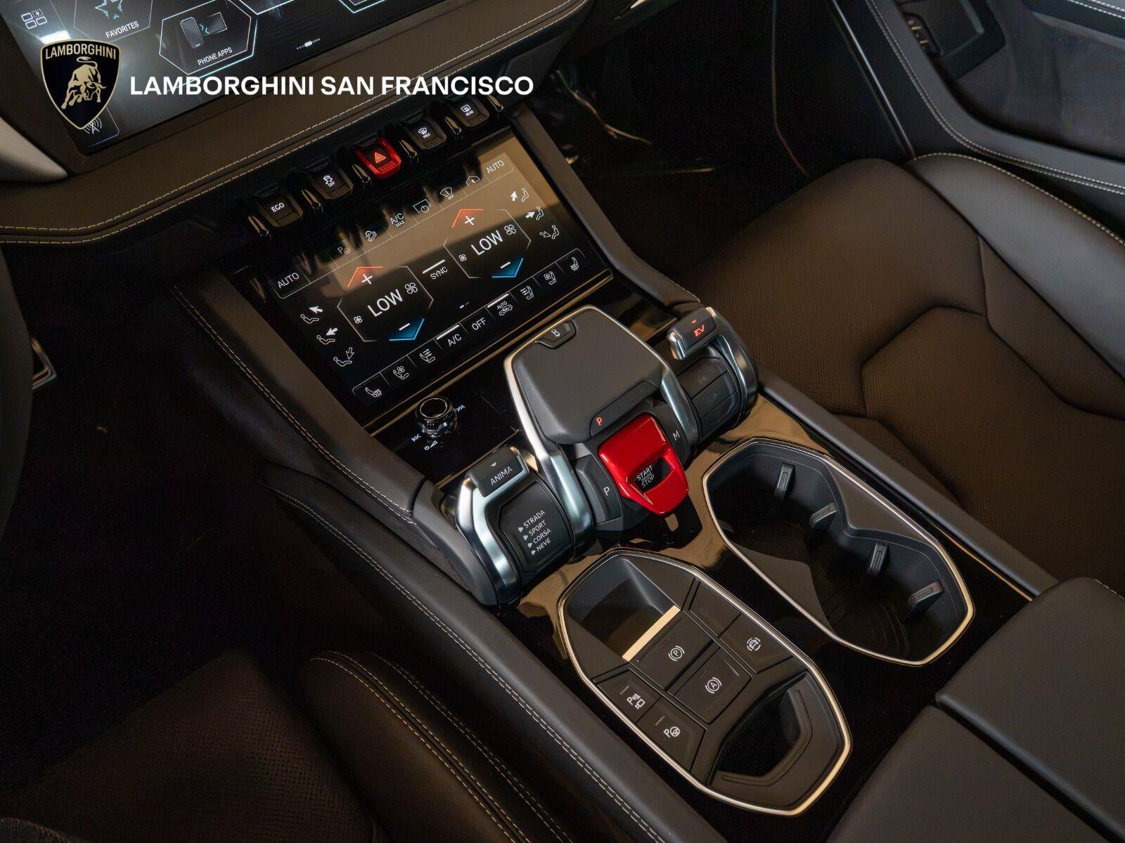 2026 Lamborghini Urus SE