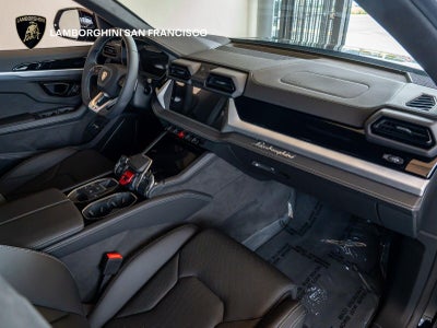 2026 Lamborghini Urus SE