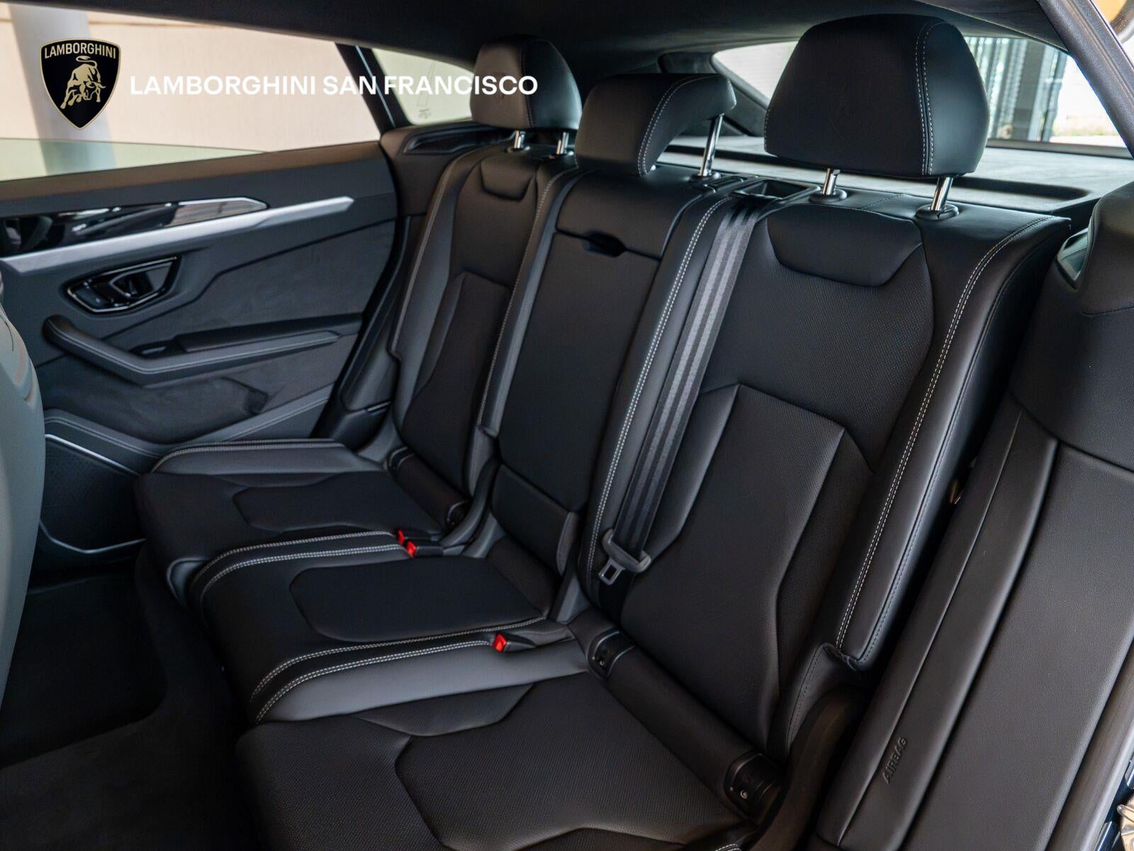 2026 Lamborghini Urus SE