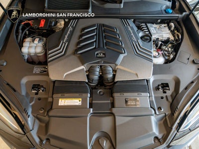 2026 Lamborghini Urus SE