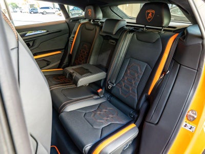 2025 Lamborghini Urus SE