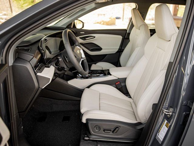 2025 Audi Q6 e-tron Premium Plus