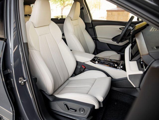 2025 Audi Q6 e-tron Premium Plus