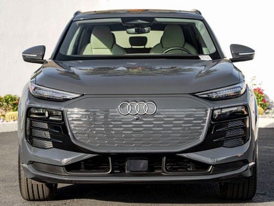 2025 Audi Q6 e-tron Premium Plus