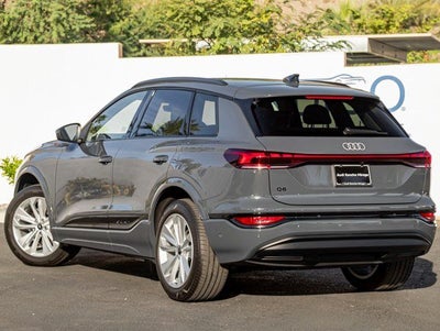 2025 Audi Q6 e-tron Premium Plus