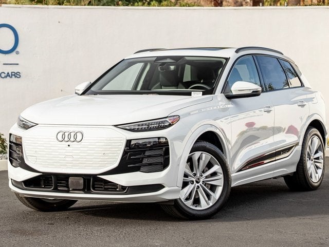 2025 Audi Q6 e-tron Premium Plus