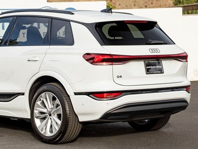 2025 Audi Q6 e-tron Premium Plus