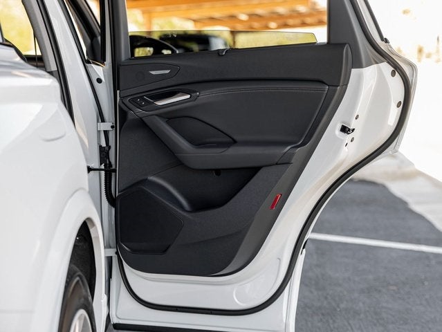 2025 Audi Q6 e-tron Premium Plus