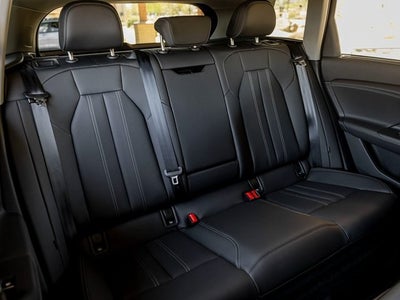 2025 Audi Q6 e-tron Premium Plus