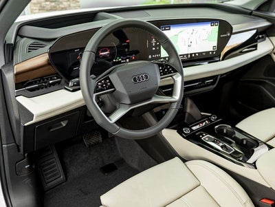 2025 Audi Q6 e-tron Premium Plus quattro