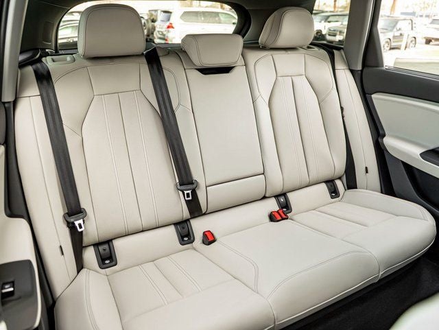 2025 Audi Q6 e-tron Premium Plus quattro