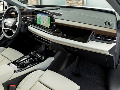 2025 Audi Q6 e-tron Premium Plus quattro