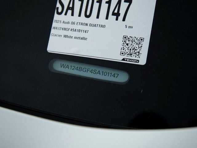 2025 Audi Q6 e-tron Premium Plus quattro