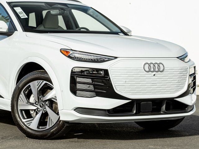 2025 Audi Q6 e-tron Premium Plus quattro